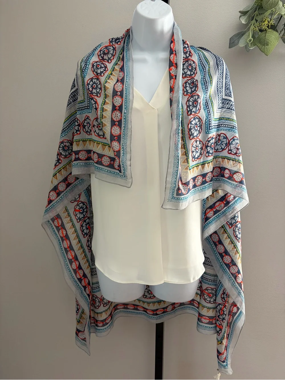 NWT Aratta Silent Journey Mulitcolor Cotton Scarf With Patterns and Embroidery